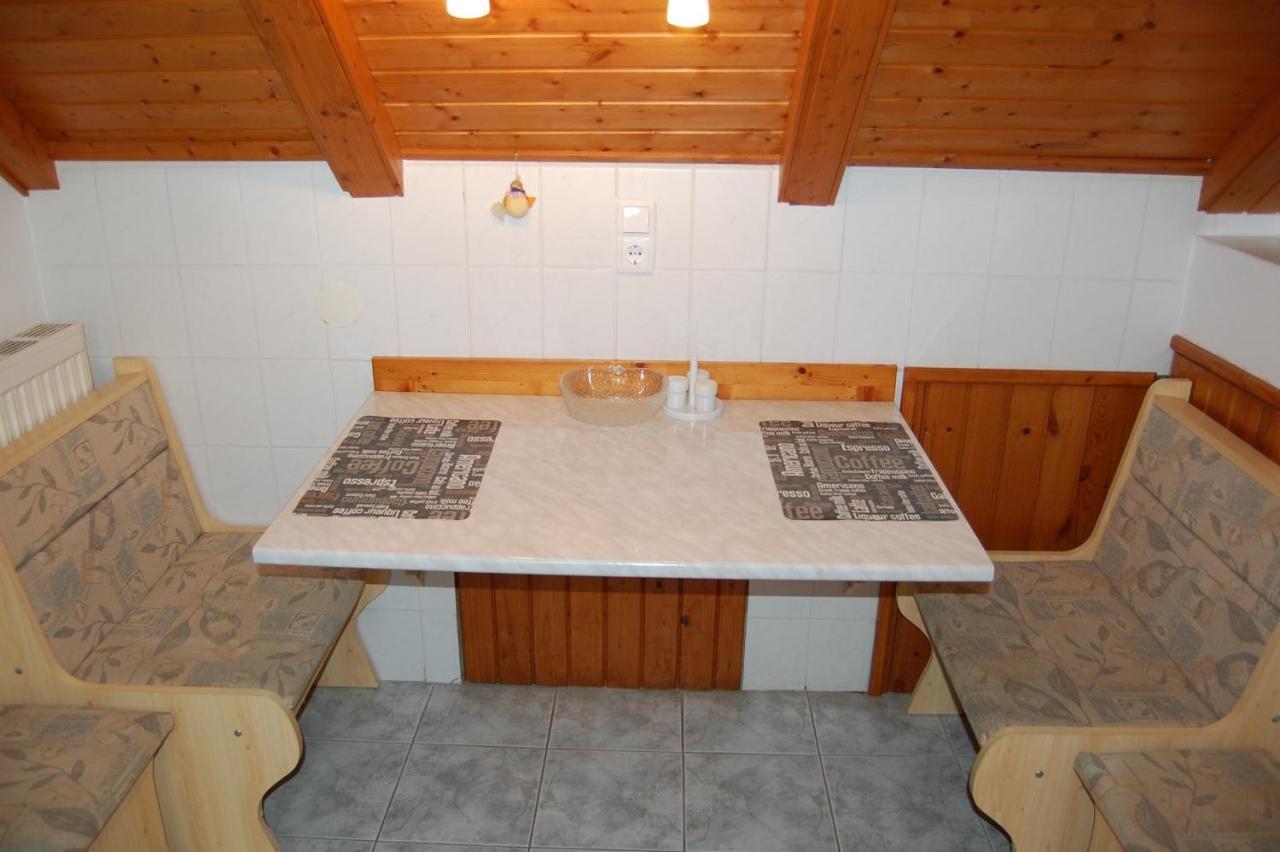 Apartment In Heviz/Balaton 18913 외부 사진