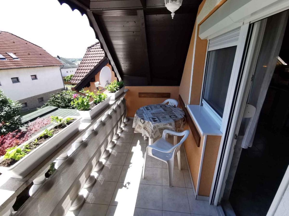Apartment In Heviz/Balaton 18913 외부 사진