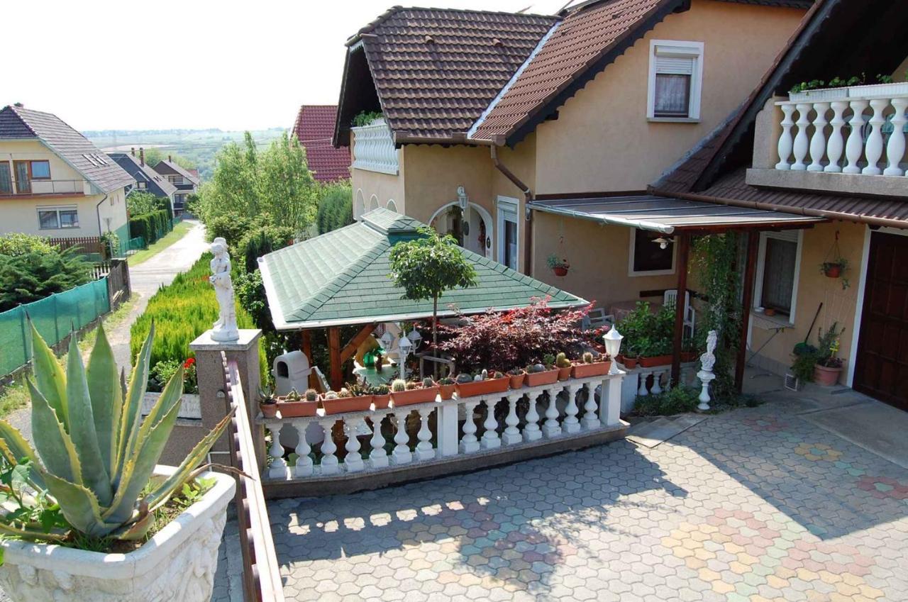Apartment In Heviz/Balaton 18913 외부 사진